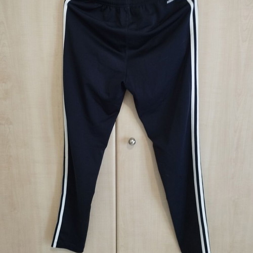 Παντελόνι φόρμας Adidas μεταχειρισμένο, junior 164cm, μπλε με λευκές ρίγες