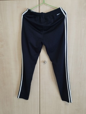 Παντελόνι φόρμας Adidas μεταχειρισμένο, junior 164cm, μπλε με λευκές ρίγες