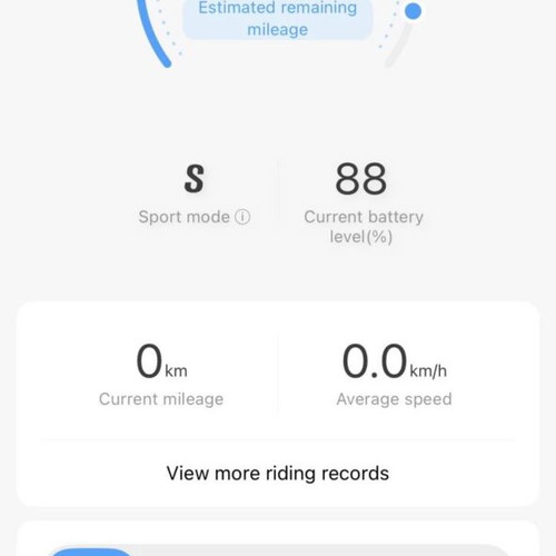 Xiaomi Electric Scooter 4 Lite used with new tires, helmet and lock