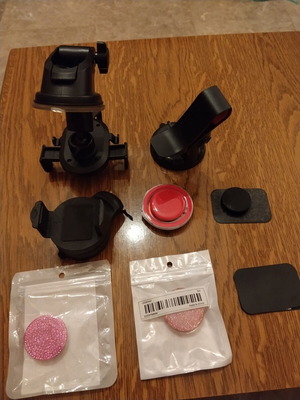 Car phone holders like new
