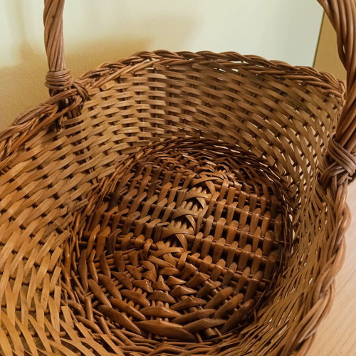 Wicker basket with handle new
