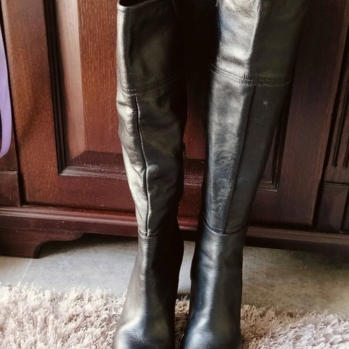 Women's leather boots black size 38 like new