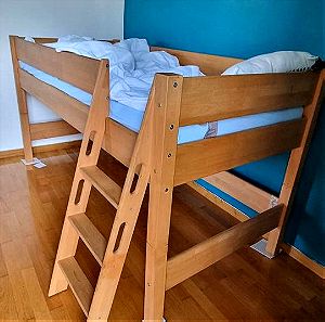 Όμορφο, οικολογικό και λειτουργικό κρεβάτι 200x90 εκ, χαμηλό ή υπερυψωμένο με σκάλα, από μασίφ ξύλο σημύδας, με 2 στρώματα