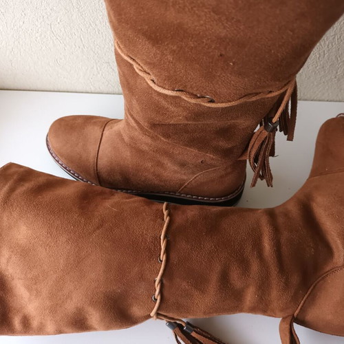 Suede women's boots camel color size 38