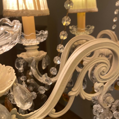 Chandelier like new with crystals and lampshades