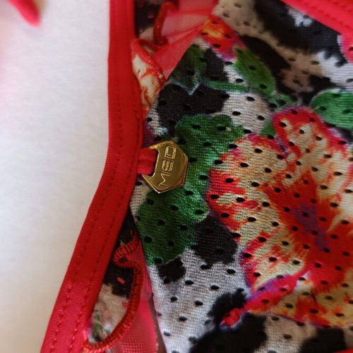 Med bikini red size small new