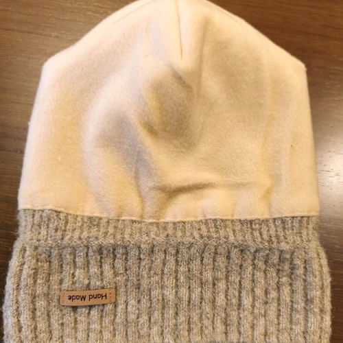 Knitted cat ears hat new, one size, beige