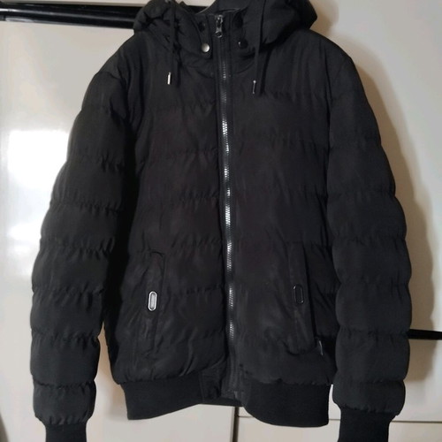 D'splay men's jacket size L like new, with fur lining, black