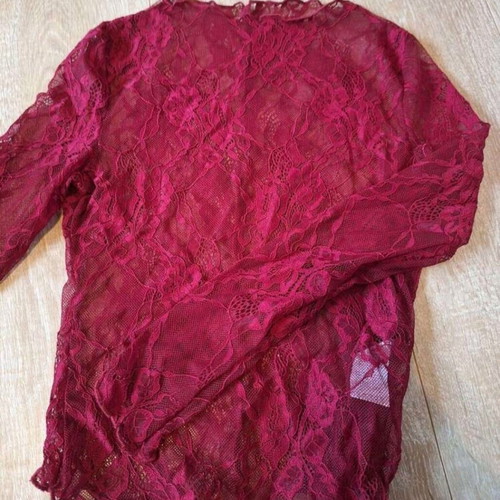 Lace blouse red new, size M