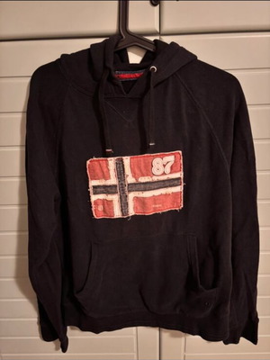 Napapijri black hoodie medium used