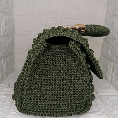 Handmade knitted handbag new, olive green with gold clasp