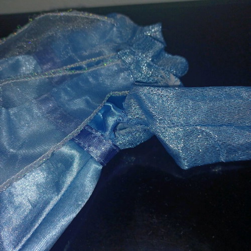 Elsa doll dress used from Frozen 2 movie with damage