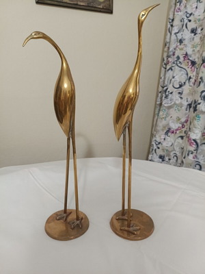 Solid bronze bird sculptures, 50 cm height