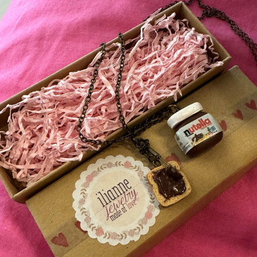 Nutella pendant necklace like new