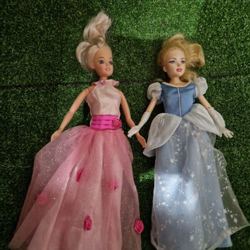 Σετ κούκλες Barbie σαν καινούργιο, δύο κούκλες