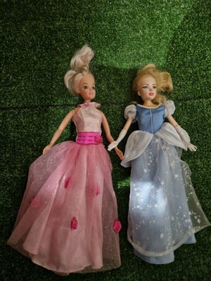 Σετ κούκλες Barbie σαν καινούργιο, δύο κούκλες