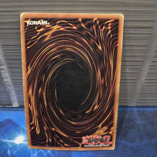 Yu-Gi-Oh! Trap Hole LOB-E046 1st Edition Super Rare card like new