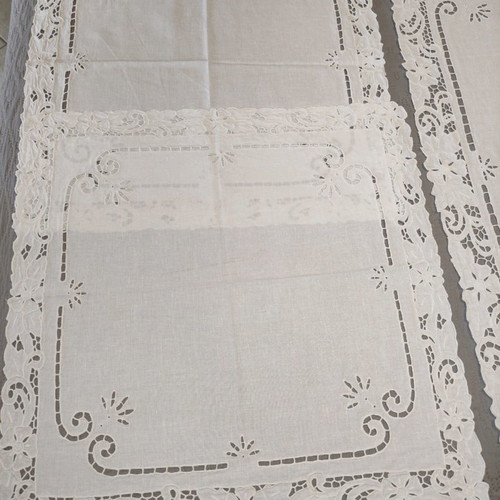Cutwork tablecloth, doilies and napkins used, set of 5 pieces
