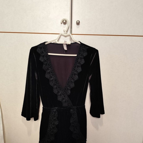 Velvet one-piece H&M black like new