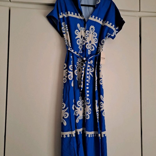 Summer dress new, white and blue, one size