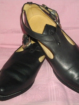 Γυναικεία παπούτσια Tony Mora από δέρμα, σαν καινούργια