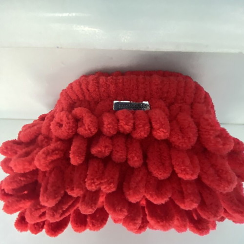 Puffy handmade red handbag like new
