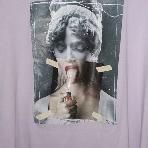 True Religion T-shirt size XL like new, purple
