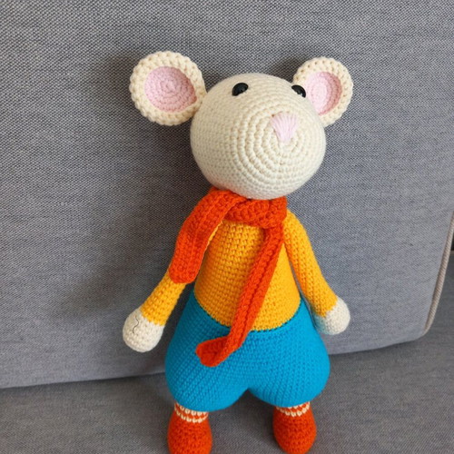 Amigurumi doll handmade crocheted mouse new