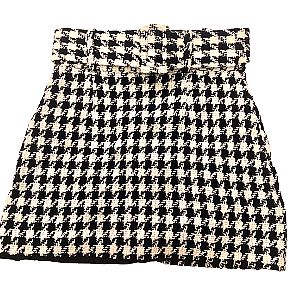 Skirt black & white tweed mini belted skirt