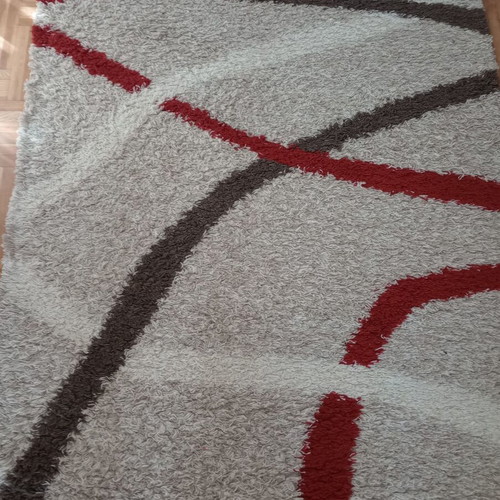 Magic Rug like new, modern geometric design, 1.55m x 2.33m