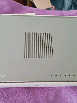 Thomson TG 872 router like new without cables