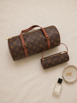 Louis Vuitton Papillon Monogram bag with detachable pouch