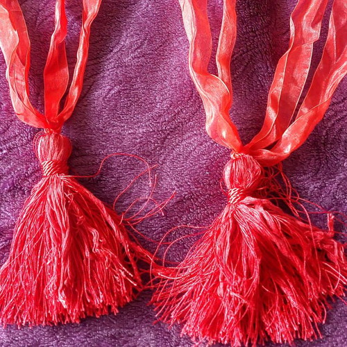 Red curtain tiebacks, set of 2