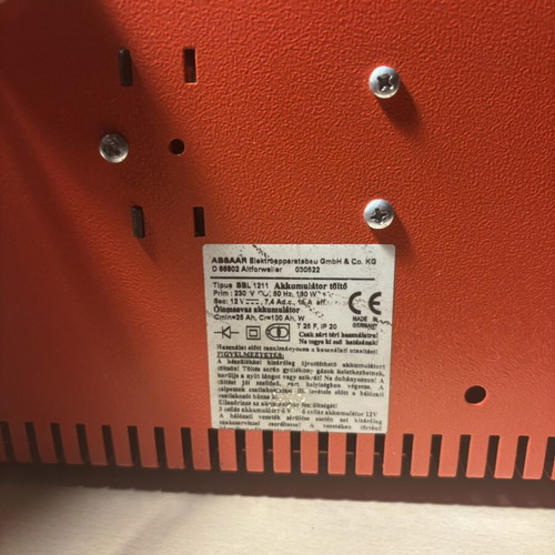 Absaar BBL 1211 Battery Charger 12V 11A like new
