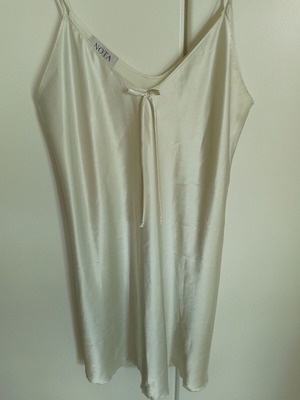 Nota lingerie satin nightgown No 54, vanilla beige