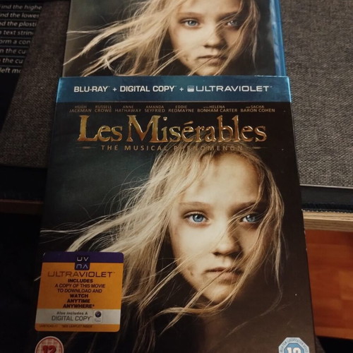 Les Miserables Blu-ray like new with Russian, Bulgarian, Czech, and Hungarian subs