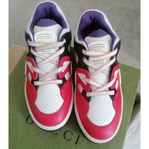 Gucci kids sneakers like new, size 33, Demetra material