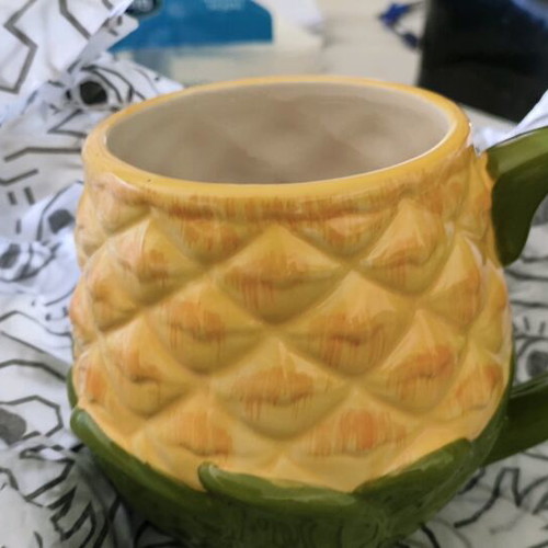 Pineapple mug new