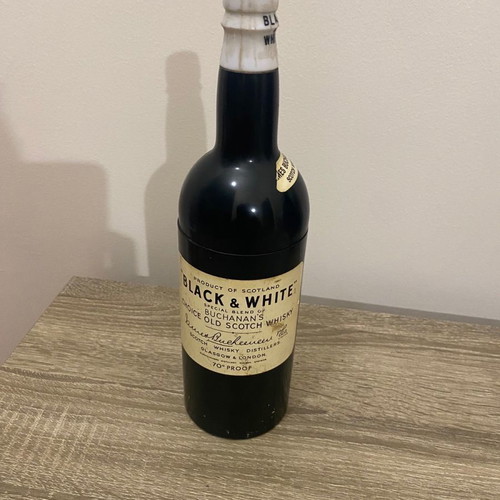 Black and White whiskey music bottle 1950 used, vintage rare