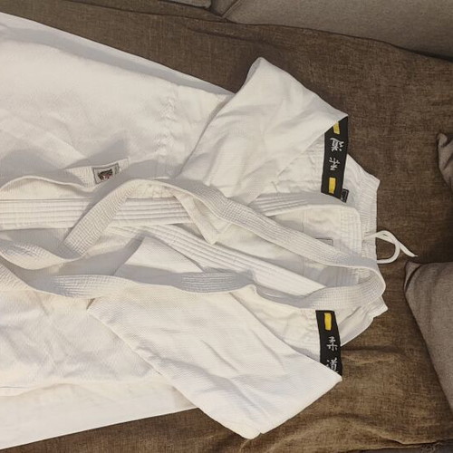 Jundo suit Matsuru size 3/160 like new, cotton fabric