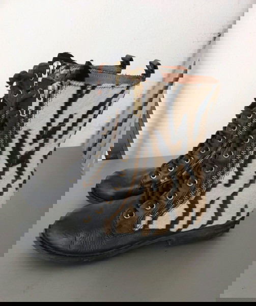 KRICKET BOOTS