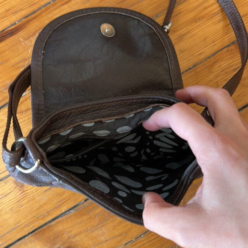 Leather shoulder bag used, dark brown