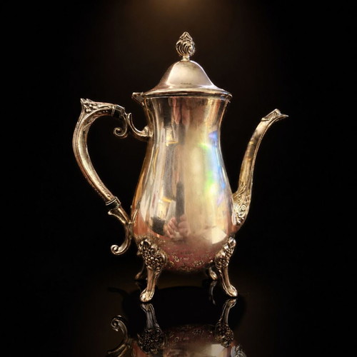 Vintage Leonard Silver Plate Coffee Pot new, heavy, decorative