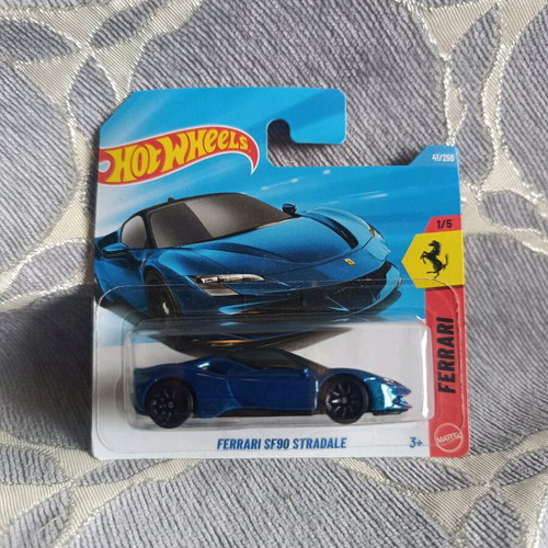 Hot Wheels Ferrari set new