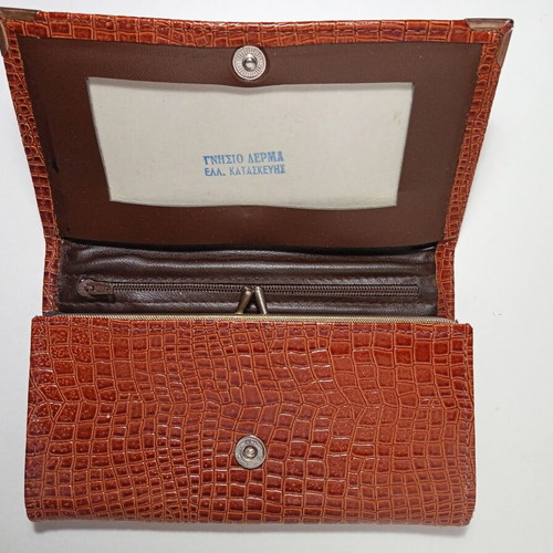 Leather wallet croco design brown women's new