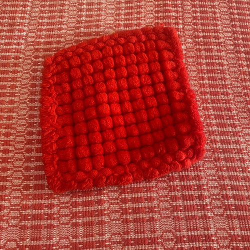 Woven blanket with pillow used, red velvet, 200x140 cm