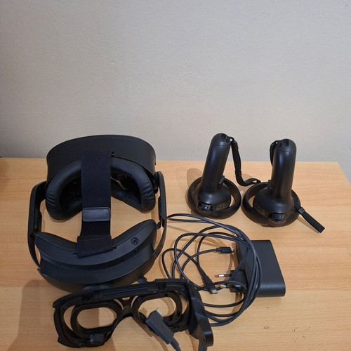HTC VIVE Focus 3 Business Edition VR headset used with Eye Tracker