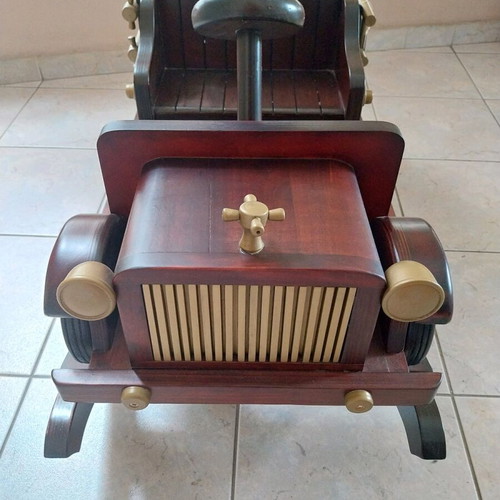 Rocking wooden car made of beech and pine