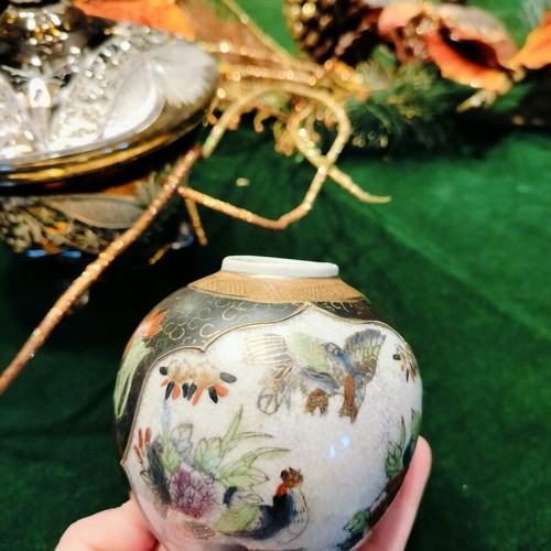 Satsuma hand-painted like new