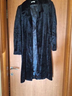 Astrakhan fur black, like new, brand Zoem